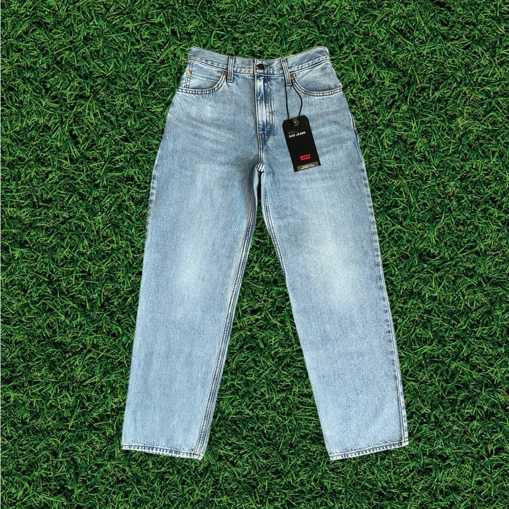 Levi's Women's Premium Dad Jeans High Rise Straight Leg Size 24